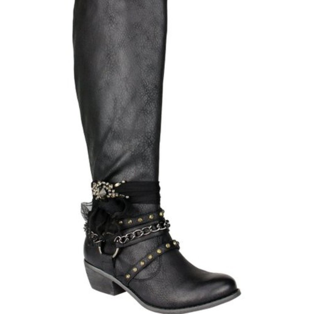 New Not Rated Embellished Black Cowboy Boots, size 8.5